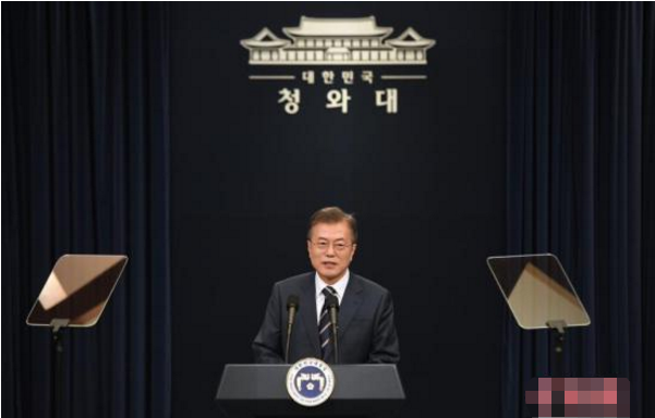 韩总统文在寅施政支持率创7个月来最高纪录