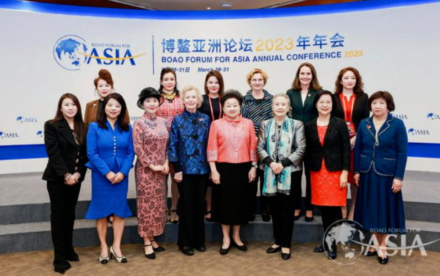 女性领导力圆桌会议：不确定的世界与女性领导力！